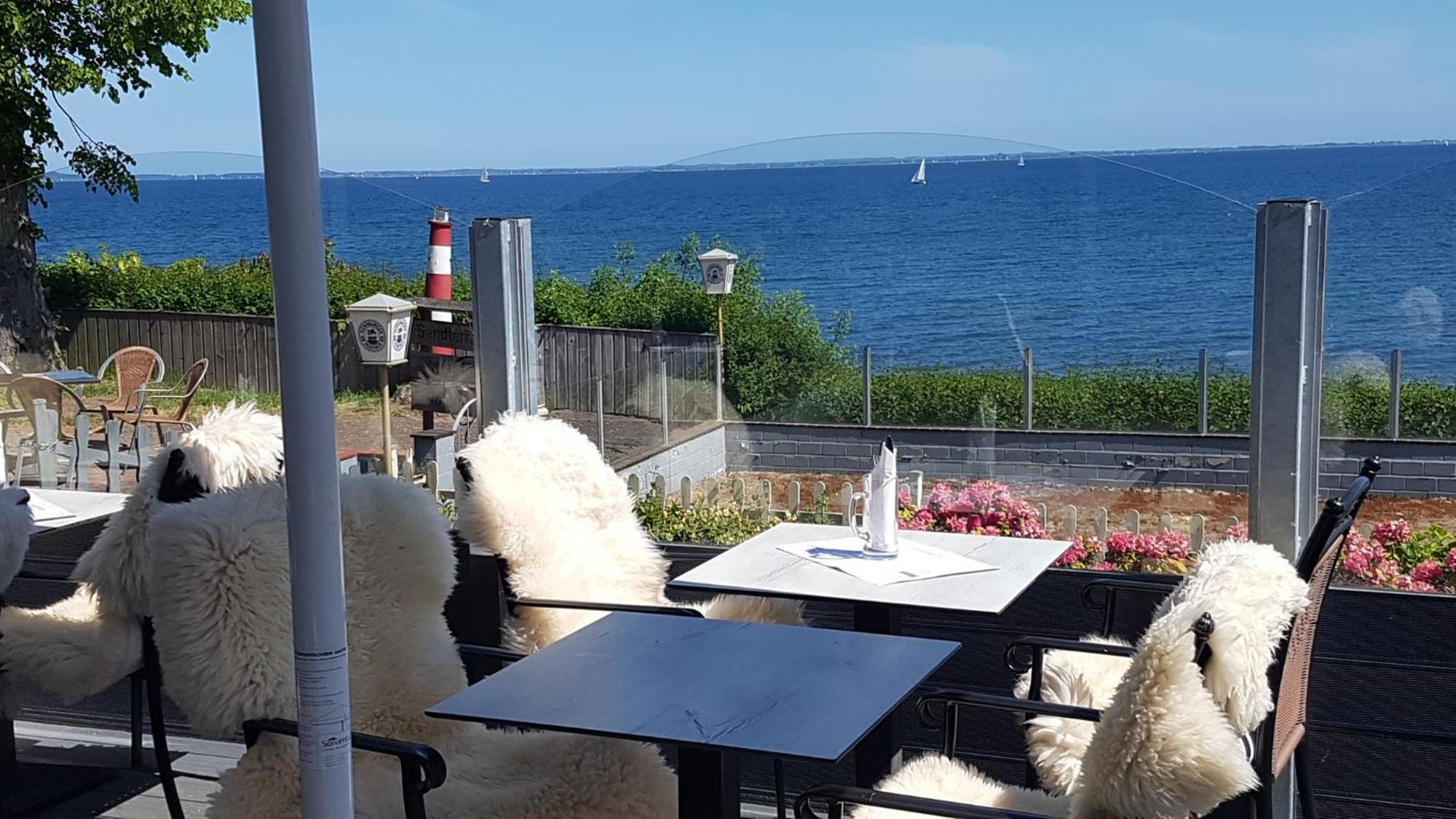 Strandappartements Steinberghaff "Kegnaes" Mit Meerblick Und Sauna Штайнберг Экстерьер фото